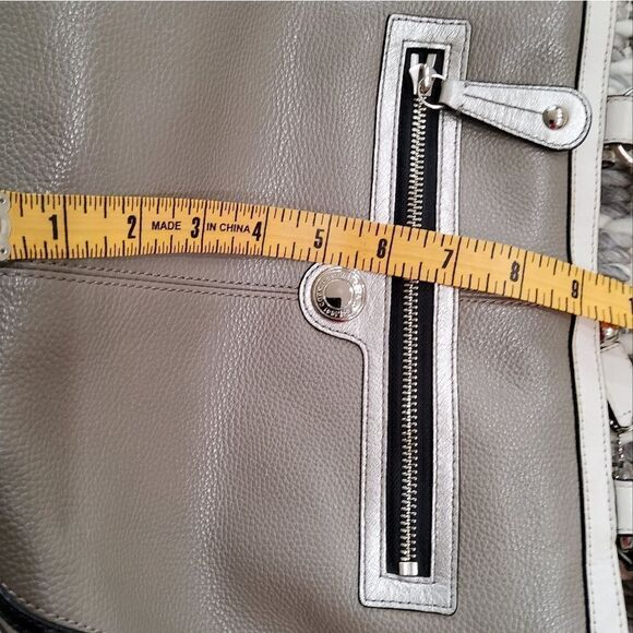 Coach Laura Spectator Tote - Picture 12 of 15